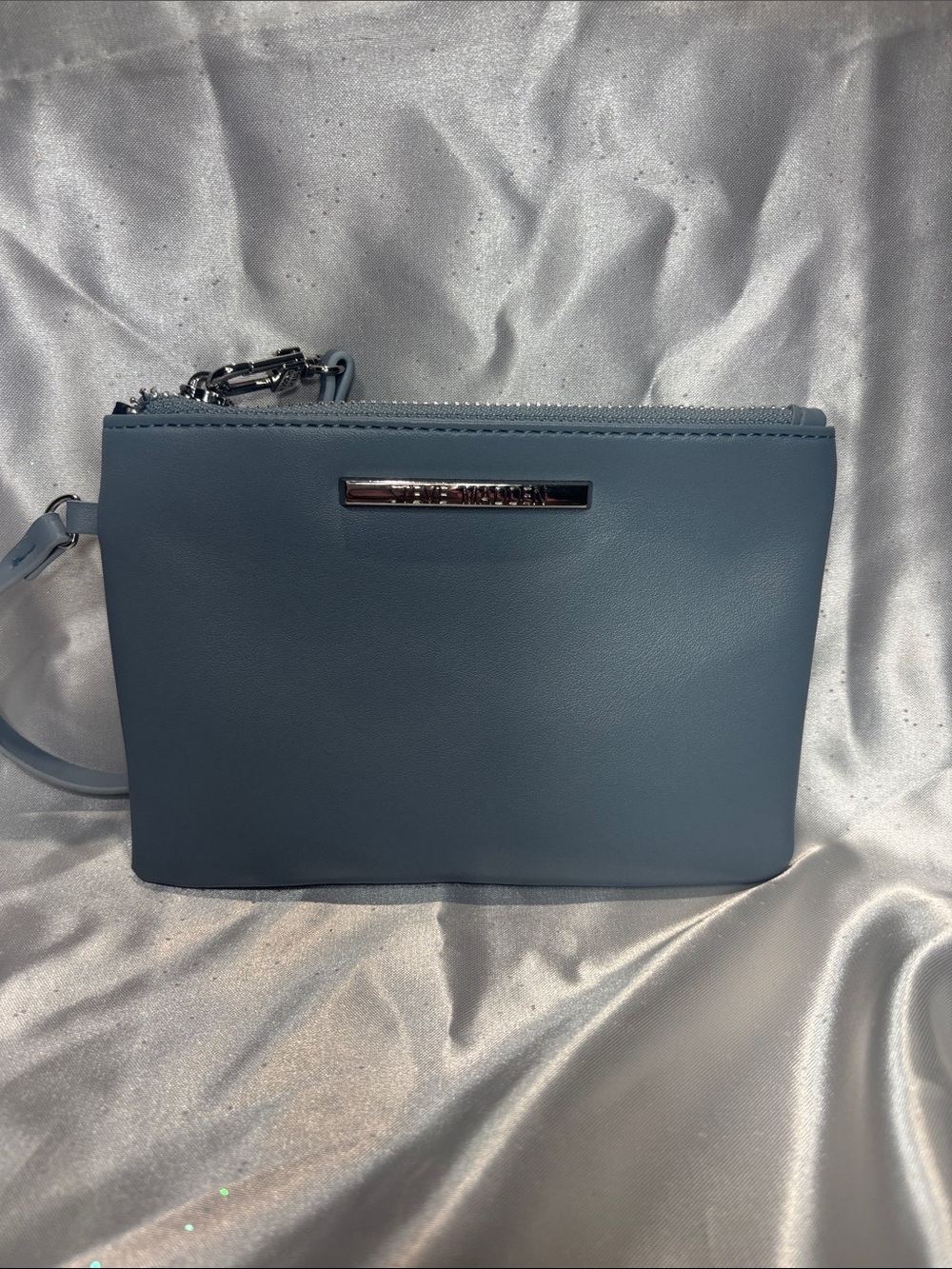 Steve Madden Blue Leather Wristlet
